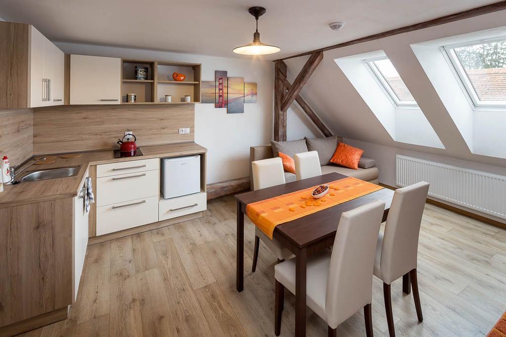 Apartmany Pod Namestim Telč Esterno foto